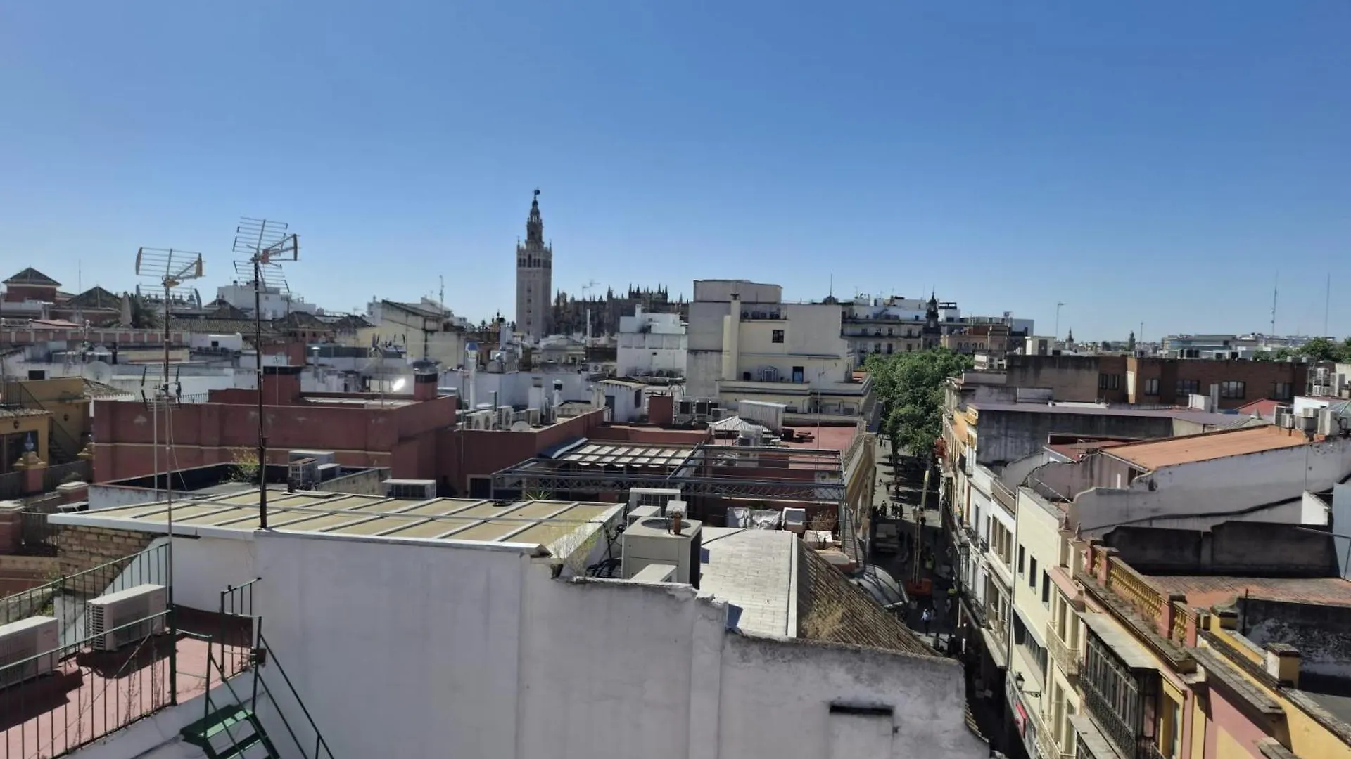 Atico Terraza Privada Tetuan Apartment Seville