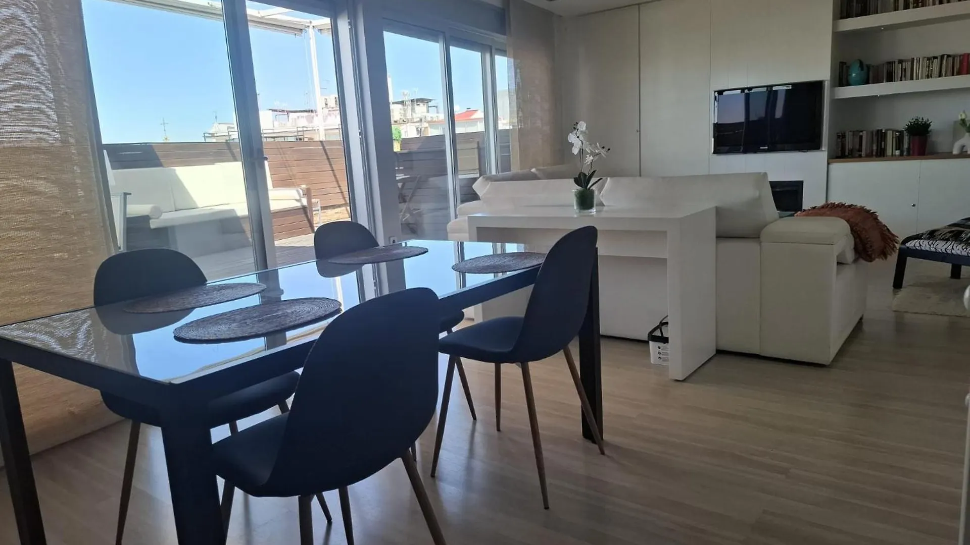 Atico Terraza Privada Tetuan Apartment Seville